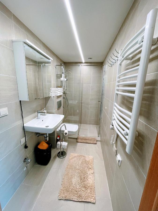 Central Apartment พาลังกา ภายนอก รูปภาพ
